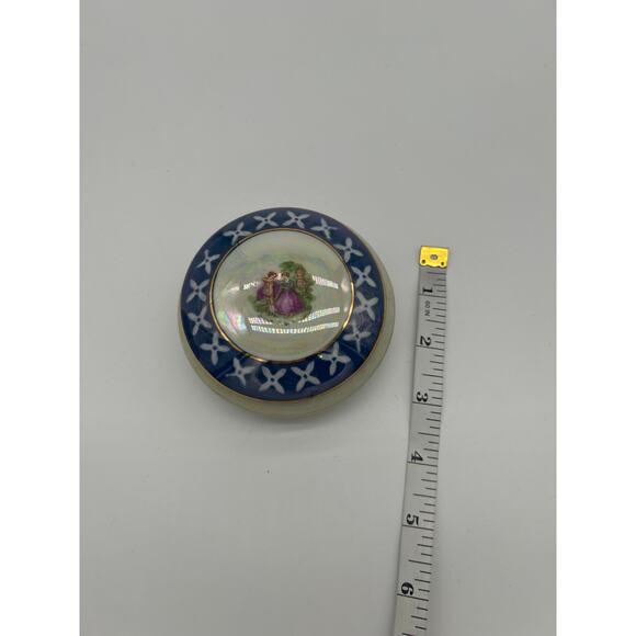 Lot of 2 Vintage Lusterware Fragonard Trinket Dish w/ Lid Bell Courting Couple - Picture 8 of 12